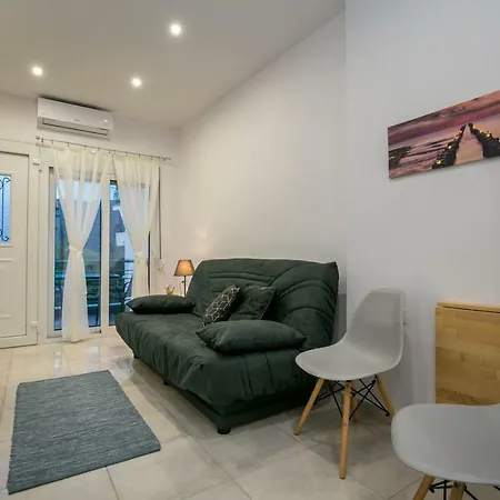 Doukas & Appartement