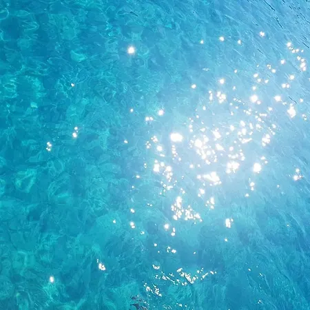 Doukas & Appartement Skála Marión