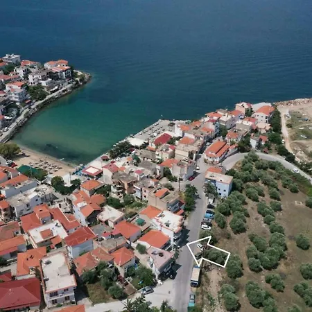 شقة Doukas & Skála Marión