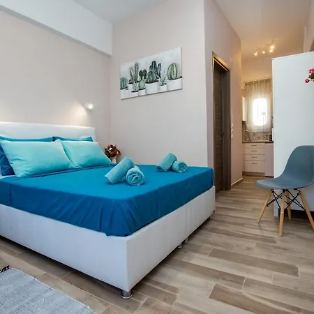 Apartament Doukas &