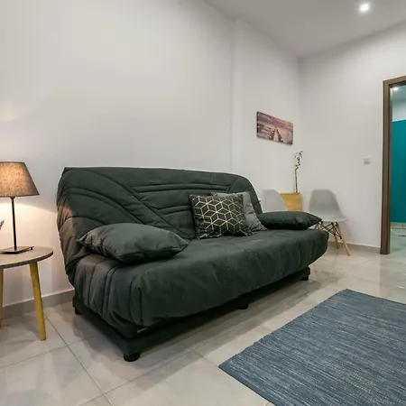 Doukas & Skála Marión