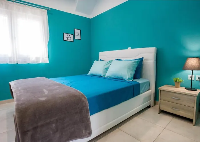 Doukas & Appartamento