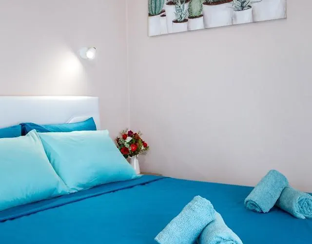 Doukas & Appartamento *